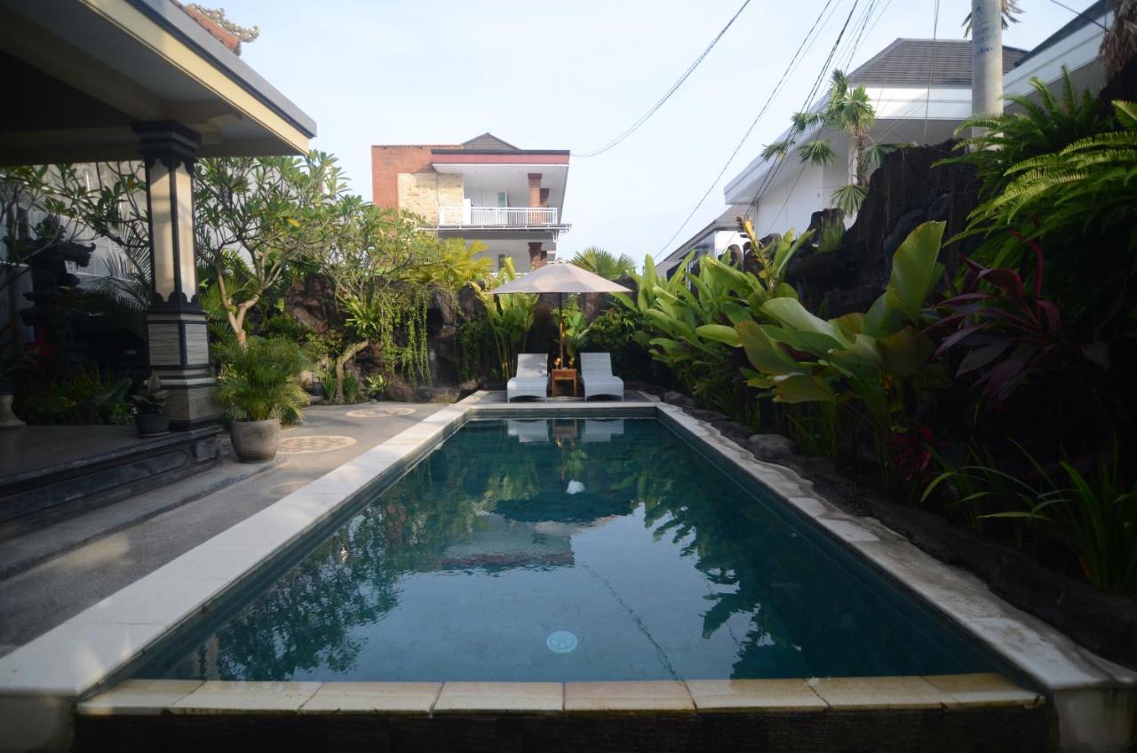 Kusuma Guesthouse Canggu  Exterior photo